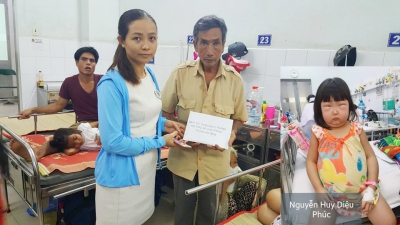 Support for the cost of treating Nguyen Huy Dieu Phuc and Tran Nguyen Phuong Uyen